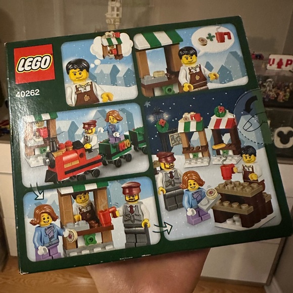Brand new Lego Christmas train mini set limited edition 40262 - Picture 2 of 2